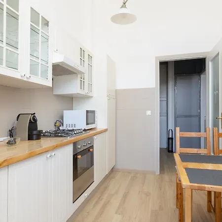 Centro I Le Rive 9 * Triest