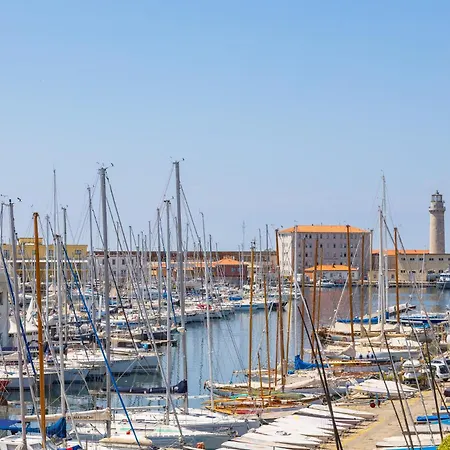 Centro I Le Rive 9 *